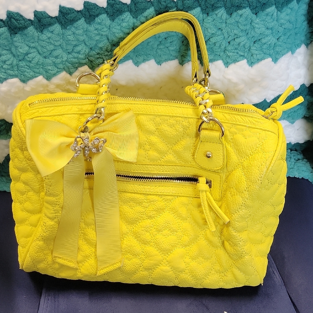 Yellow Quilted Handbag with Bow Accent
